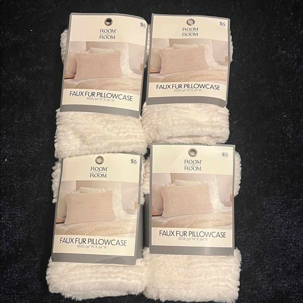 Room Essentials Cream Faux Fur Pillowcase Set